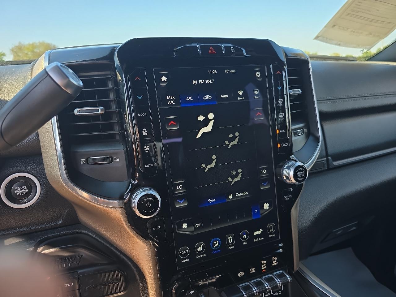 RAM 2500 Laramie 4x4 Mega Cab 6'4" Box 2019