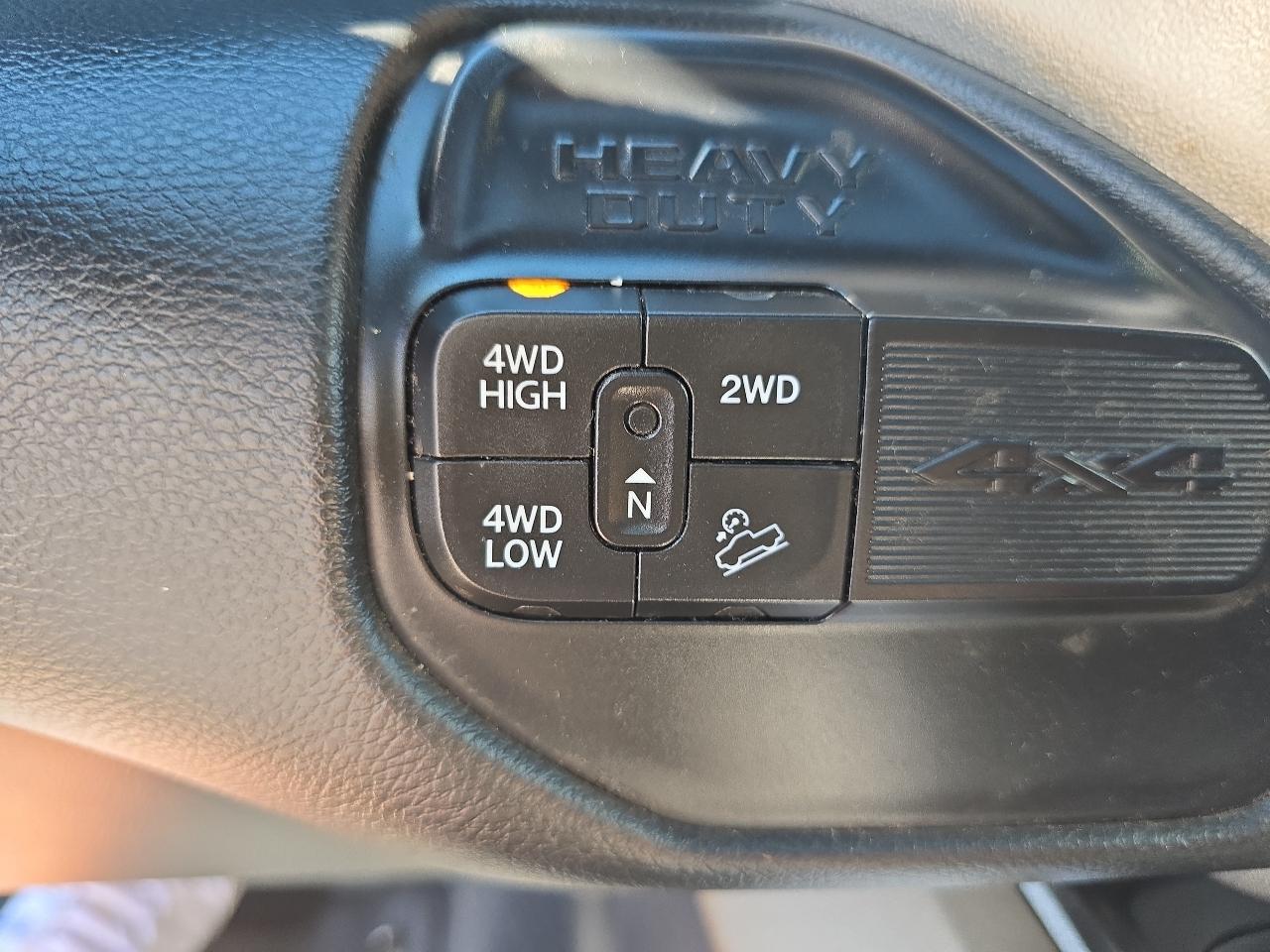 RAM 2500 Laramie 4x4 Mega Cab 6'4" Box 2019