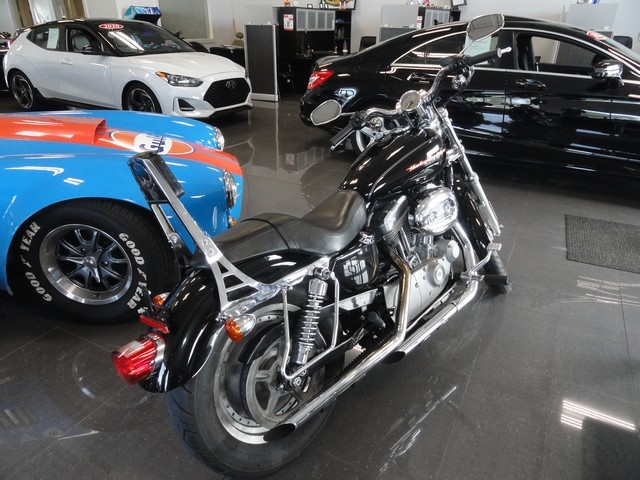 Harley-Davidson XL883  2005