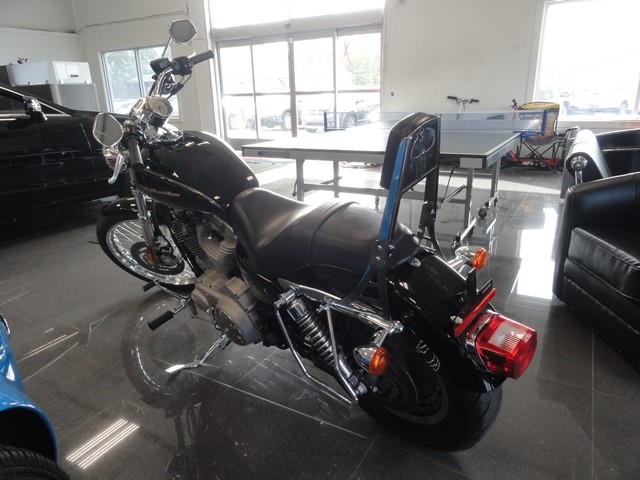 Harley-Davidson XL883  2005