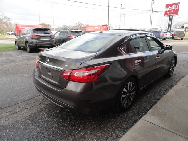 Nissan Altima 2.5 SL Sedan 2017