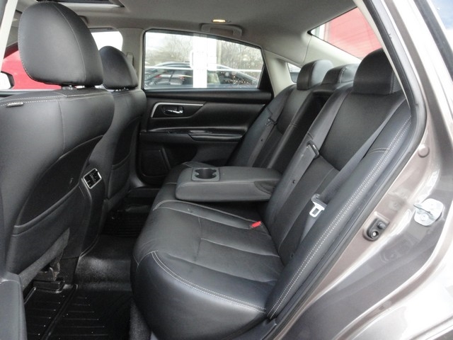 Nissan Altima 2.5 SL Sedan 2017