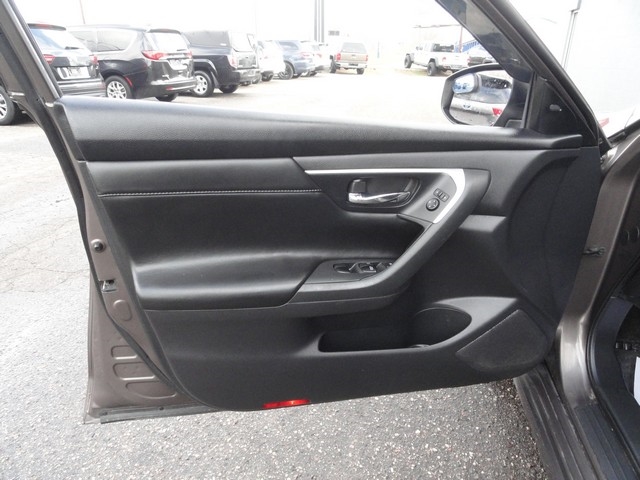 Nissan Altima 2.5 SL Sedan 2017