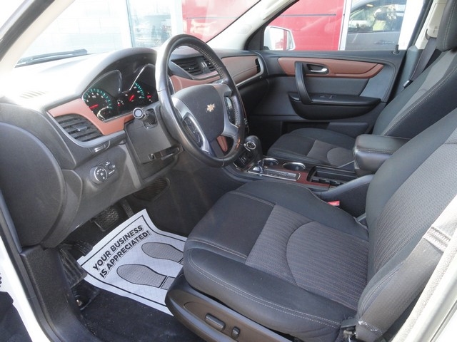 Chevrolet Traverse AWD 4dr LT w/1LT 2015