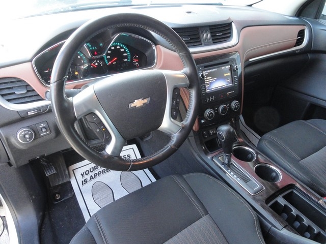 Chevrolet Traverse AWD 4dr LT w/1LT 2015