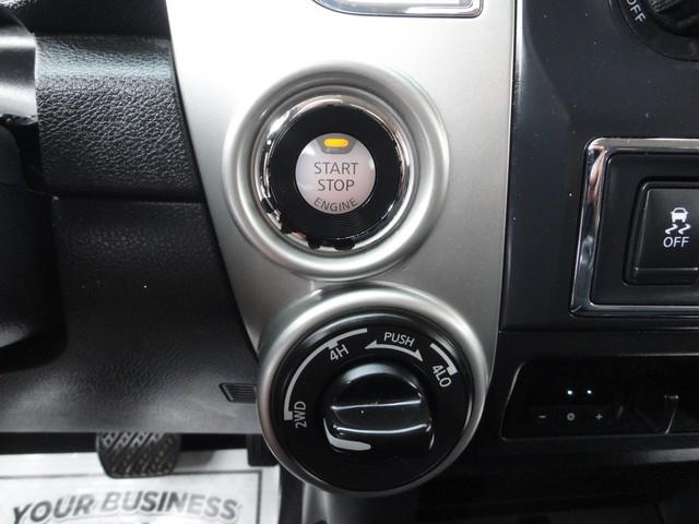 Nissan Titan XD 4WD Crew Cab Platinum Reserve Gas 2016