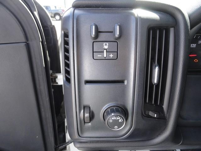 Chevrolet Silverado 3500HD Built After Aug 14 4WD Crew Cab 171.5" WB, 59.06" CA WT 2015