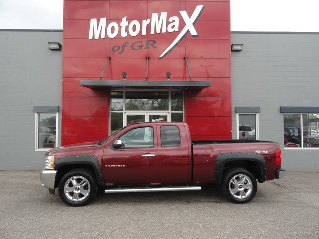 Chevrolet Silverado 1500 4WD Ext Cab 143.5" LT 2013