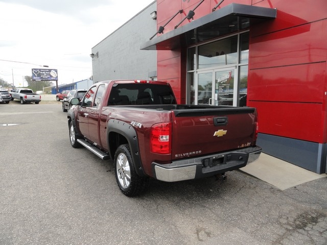 Chevrolet Silverado 1500 4WD Ext Cab 143.5" LT 2013