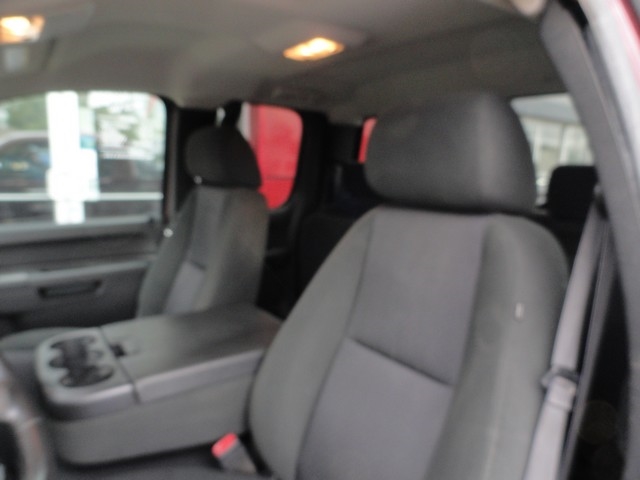 Chevrolet Silverado 1500 4WD Ext Cab 143.5" LT 2013