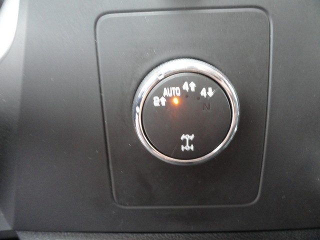 Chevrolet Silverado 1500 4WD Ext Cab 143.5" LT 2013