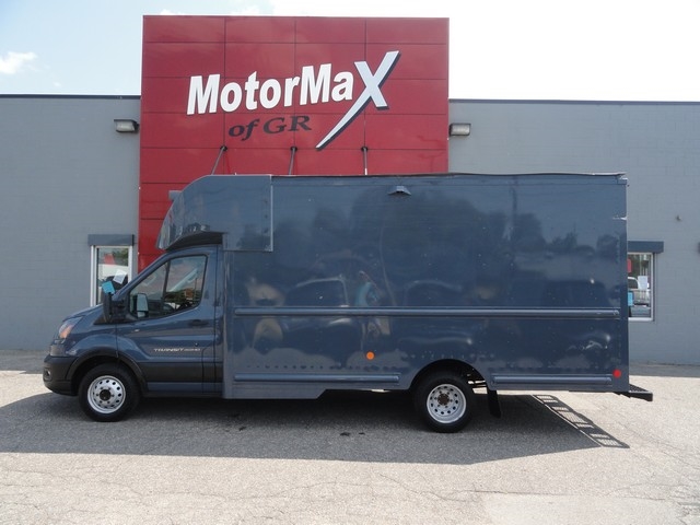 Ford Transit Cutaway T-350 RWD DRW 138" WB 9950 GVWR 2022