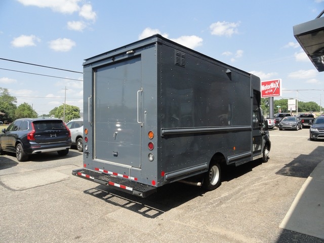 Ford Transit Cutaway T-350 RWD DRW 138" WB 9950 GVWR 2022