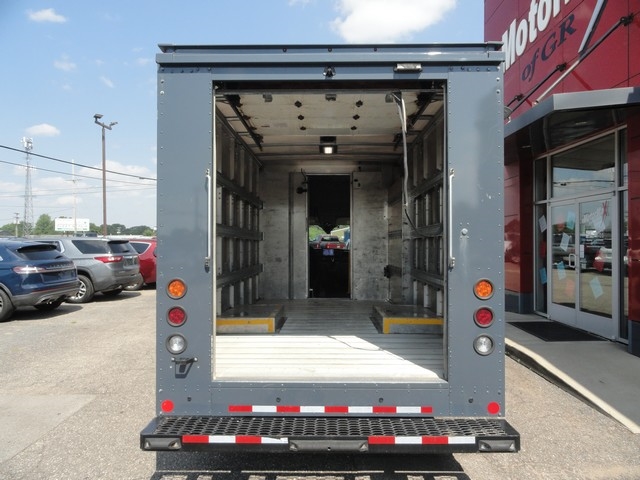 Ford Transit Cutaway T-350 RWD DRW 138" WB 9950 GVWR 2022