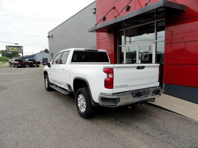 2023 Chevrolet Silverado 2500HD LT photo 3
