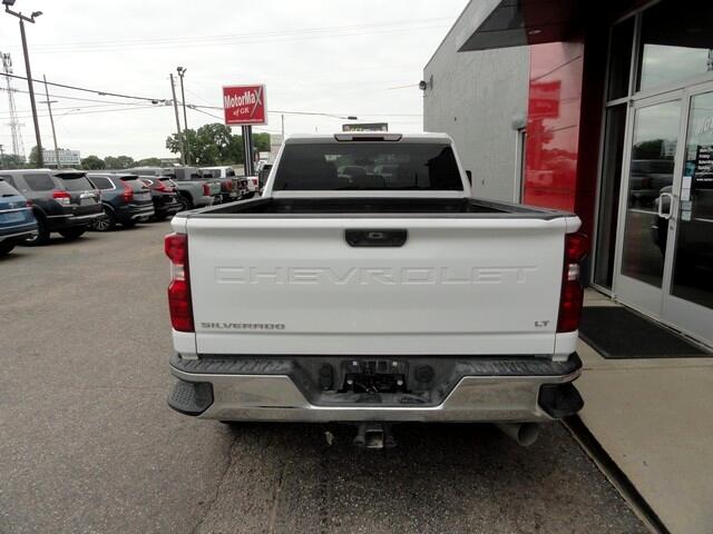 2023 Chevrolet Silverado 2500HD LT photo 4