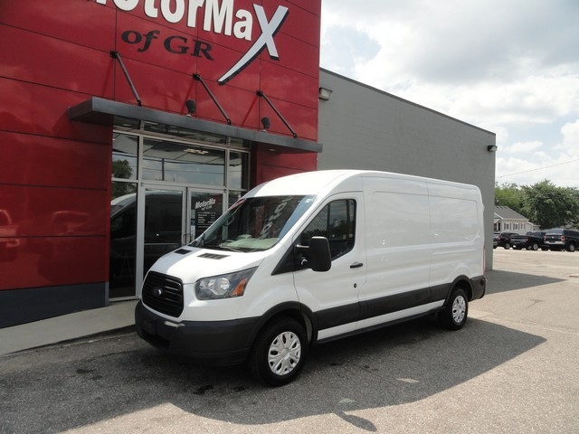 Ford Transit Van T-350 148" Med Rf 9500 GVWR Sliding RH Dr 2019