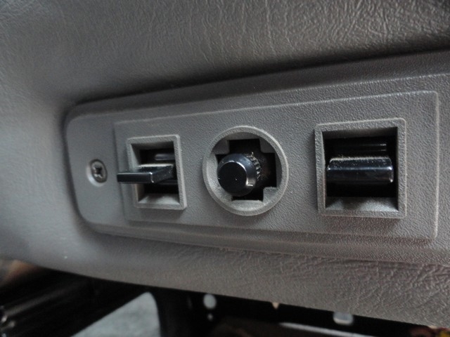 GMC Savana Passenger RWD 3500 155" LT w/1LT 2016