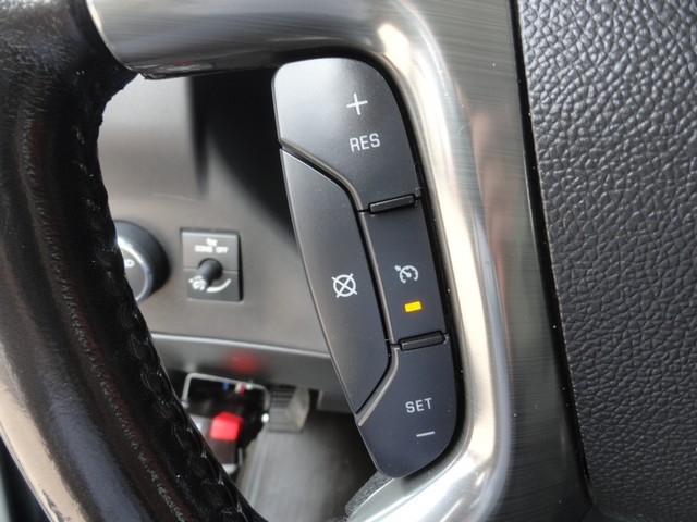 GMC Savana Passenger RWD 3500 155" LT w/1LT 2016