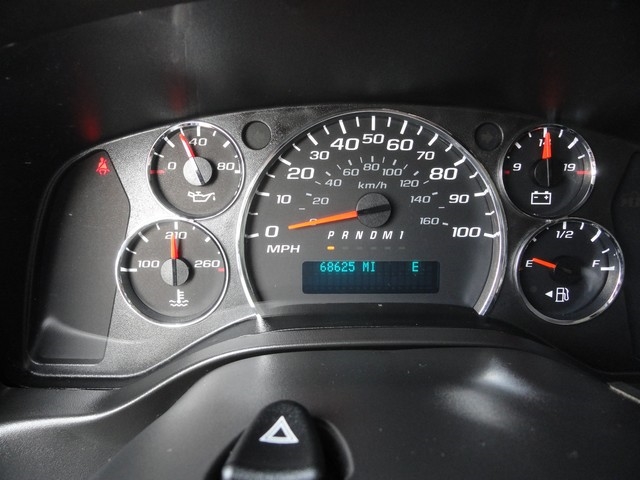 GMC Savana Passenger RWD 3500 155" LT w/1LT 2016