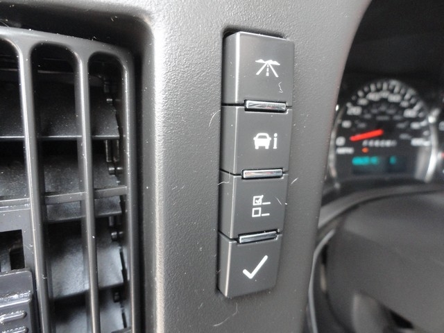 GMC Savana Passenger RWD 3500 155" LT w/1LT 2016