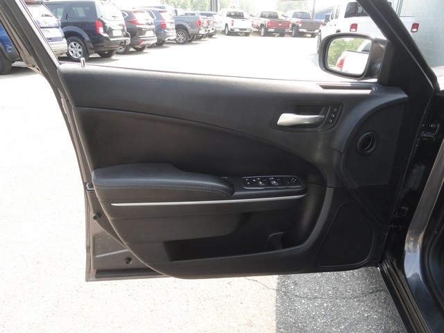 Dodge Charger SXT RWD 2020