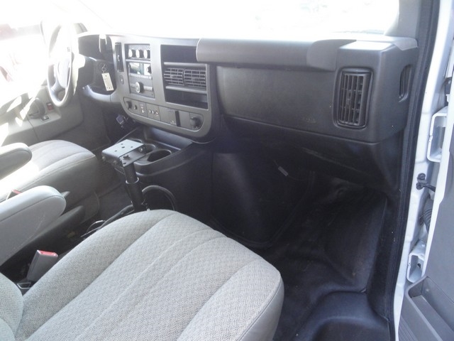 Chevrolet Express Cargo Van RWD 2500 135" 2019