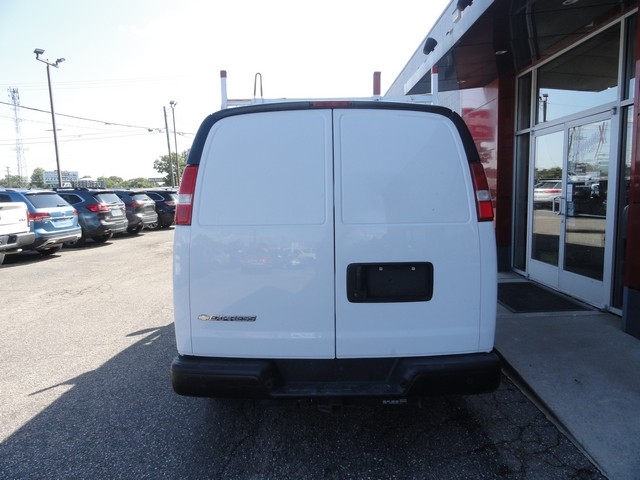 Chevrolet Express Cargo Van RWD 2500 135" 2019