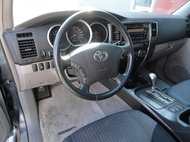 Toyota 4Runner 4dr SR5 V6 Auto 4WD (Natl) 2006