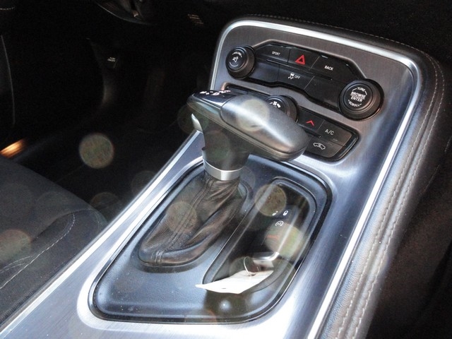 Dodge Challenger 2dr Cpe SXT 2016