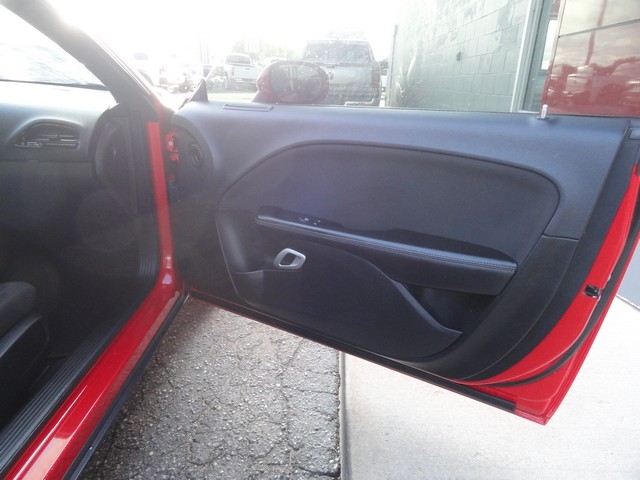 Dodge Challenger 2dr Cpe SXT 2016