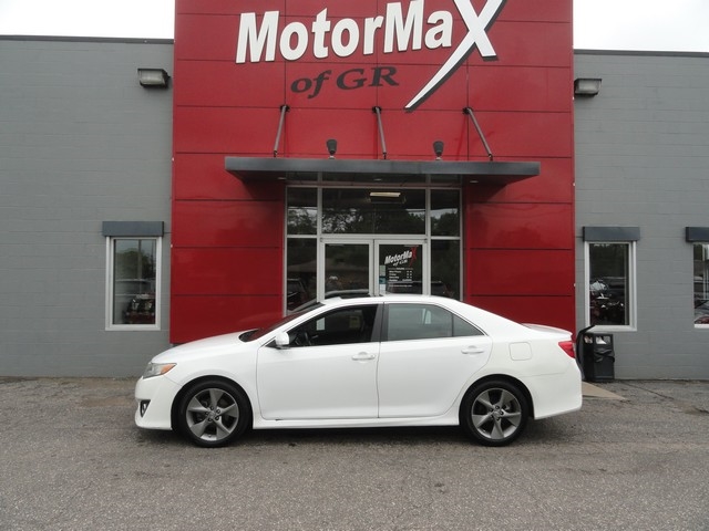 Toyota Camry 2014.5 4dr Sdn I4 Auto SE Sport (Natl) 2014