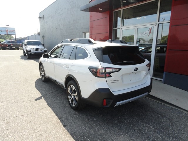 Subaru Outback Limited CVT 2022