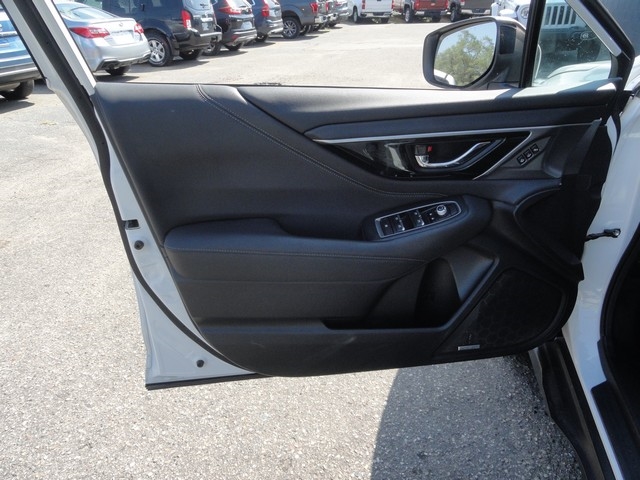 Subaru Outback Limited CVT 2022