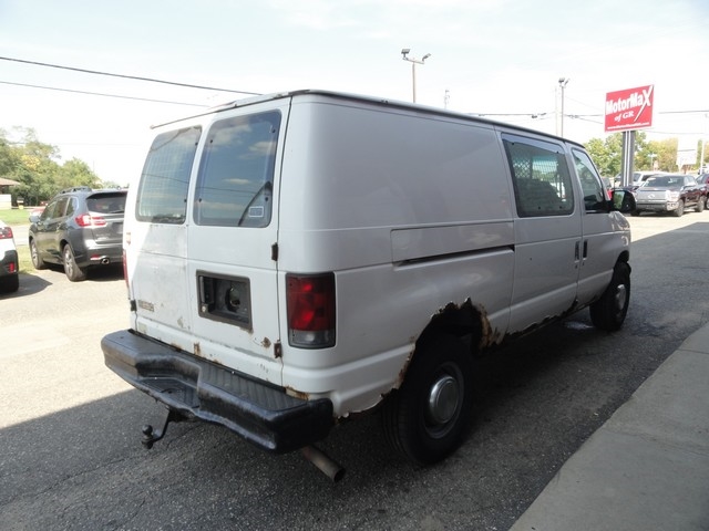 Ford Econoline Cargo Van E-250 2002