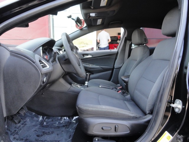 Chevrolet Cruze 4dr HB 1.4L LT w/1SC 2017