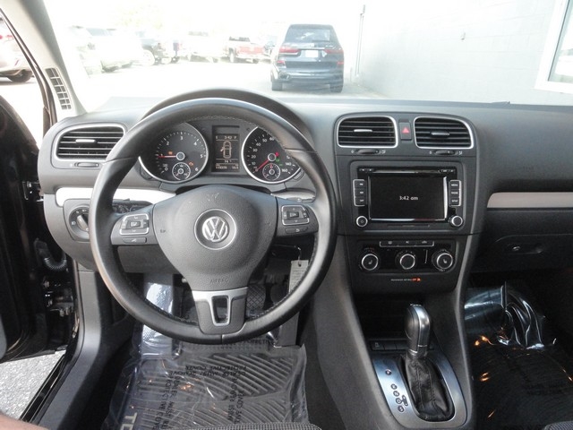 Volkswagen Golf 2dr HB DSG TDI 2012