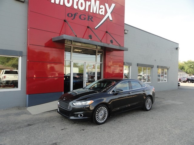 Ford Fusion 4dr Sdn Titanium FWD 2013