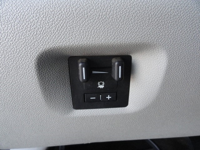 Chevrolet Silverado 1500 4WD Crew Cab 143.5" LT 2010