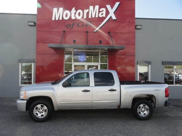 Chevrolet Silverado 1500 4WD Crew Cab 143.5" LT 2010