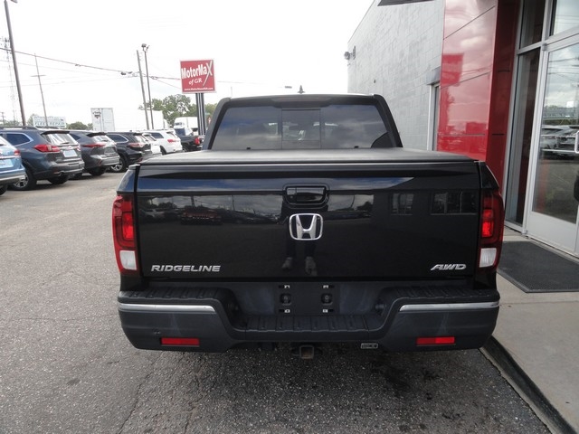 2020 Honda Ridgeline RTL photo 4