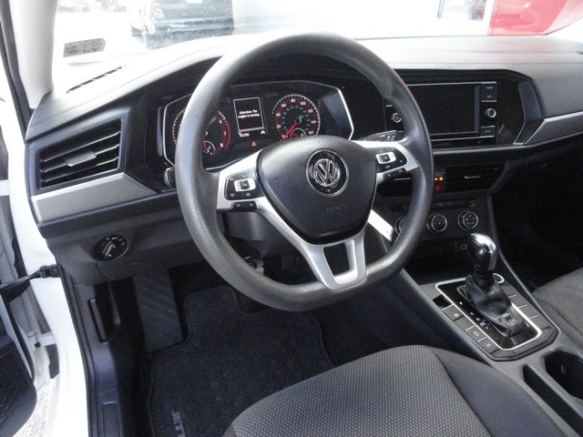 Volkswagen Jetta R-Line Auto w/SULEV 2019