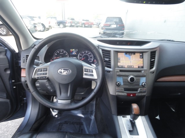 Subaru Outback 4dr Wgn H4 Auto 2.5i Limited 2013