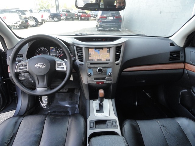 Subaru Outback 4dr Wgn H4 Auto 2.5i Limited 2013