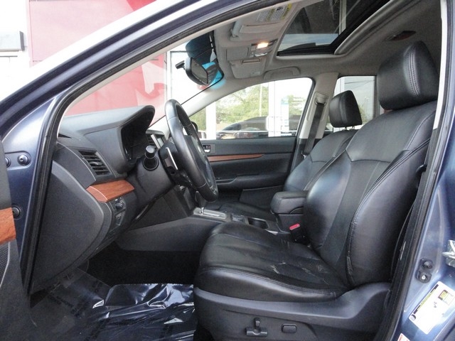 Subaru Outback 4dr Wgn H4 Auto 2.5i Limited 2013