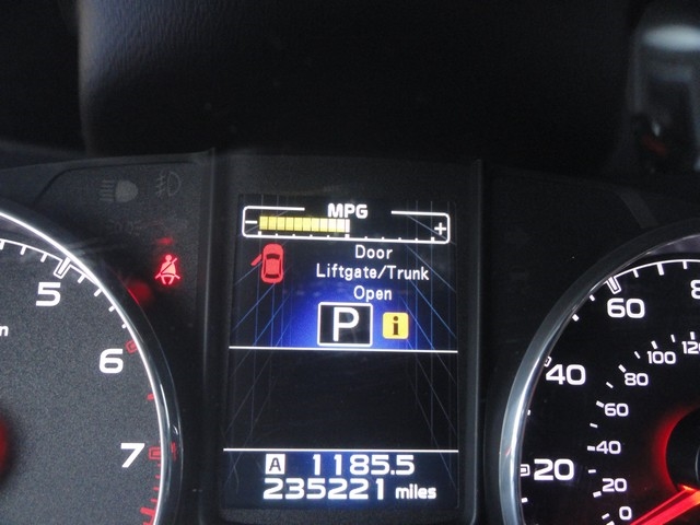 Subaru Outback 4dr Wgn H4 Auto 2.5i Limited 2013