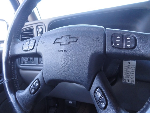 Chevrolet Tahoe 4dr 1500 4WD Z71 2003