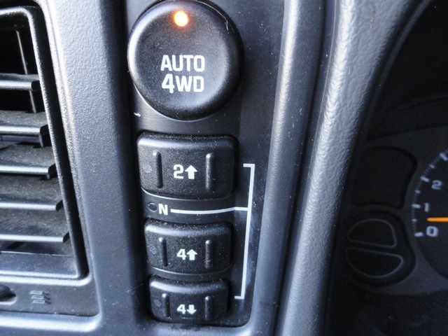 Chevrolet Tahoe 4dr 1500 4WD Z71 2003