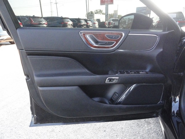 Lincoln Continental Standard AWD 2020