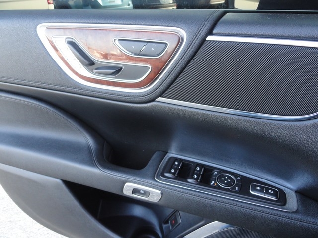 Lincoln Continental Standard AWD 2020